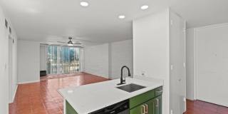 Four Oaks Apartments Gallery 1