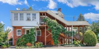 212 FREDERICK Avenue S Gallery 2