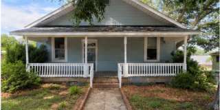 Charming Home Near Downtown Greer Gallery 1