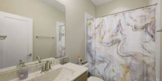 Stunning 4 bed, 4 Bath with Private Rooftop Terrace & Garage Gallery 23
