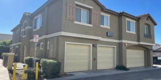 Cozy Town Home For Rent Gallery 3