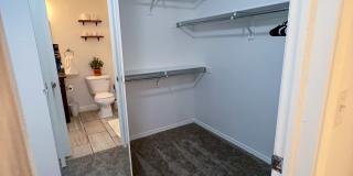 637 West Lakeview Dr Gallery 8