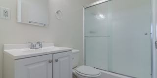 4060 Stevely Avenue Gallery 18