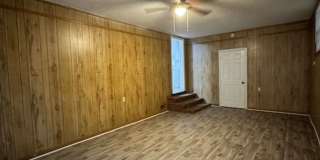 201 Holly Road Gallery 4