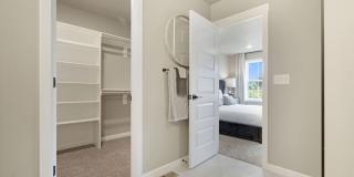 Luxury Townhome for Lease at the Courtyards at Hidden Crest - 7013 NE 132nd Way Gallery 26