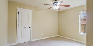 602 SW Barn Valley Road Gallery 21