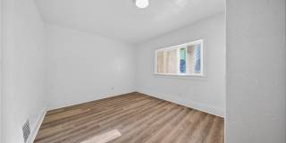 511 Brown Street Gallery 26