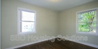 1335 N Osage St Gallery 11