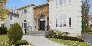 11 Drury Lane Gallery 1