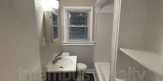 692 S Wheatland Ave Gallery 21