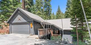 New to the Rental Market! FURNISHED Custom 3 Bdrm Hm w/Garage Gallery 1