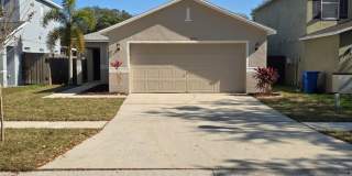 3-Bedroom, 2-Bathroom Home in Seffner Gallery 1