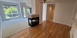 Spacious townhome with great views Gallery 11