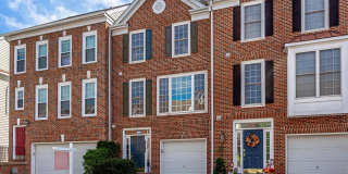 25242 DUNVEGAN Square Gallery 2