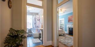 Stunning South Side 3BR - Skyline Views, Master Suite & Finished 3rd Floor Gallery 17