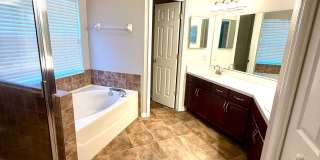 Beautiful 3 Bedroom 2 Bathroom Pool Home in Valrico! Beautiful 3 Bedroom 2 Bathroom Pool Home in Valrico! Gallery 13