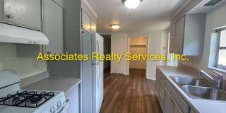 Rare find! 4 bed/3 bath House in Newberry, FL on one acre Gallery 1