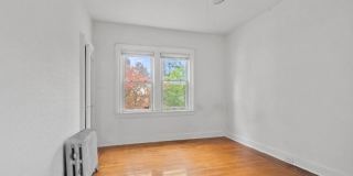 281 19Th Ave, 2nd flr Gallery 5