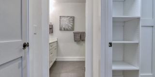 15 W Bellflower Gallery 12