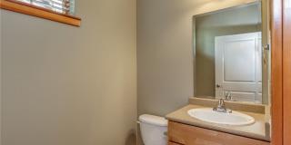 Park-Like Setting, 3+ Bedrooms, Great location - Kona Ct Gallery 12