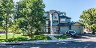 Beautiful 2- Bedroom near Miramont Park! Beautiful 2- Bedroom near Miramont Park! Gallery 1