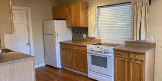 1409 N Jasmine St.  2 bd 1 ba  705 sq ft  $1895 Gallery 3