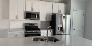 Coming Soon! Gorgeous New Construction Townhome! Available June 15th Gallery 5