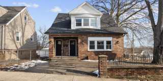 246 Judson Place unit: Apt B Gallery 1