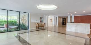 250 Bradley Place Gallery 33