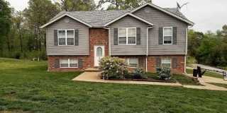 NEWLY PAINTED INSIDE!!! Available July 3rd!!! Gallery 1