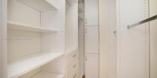 8300 SW 61st Ave Gallery 16