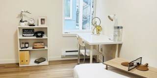 Radian Gallery 24