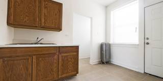 7249-53 S Blackstone Gallery 21