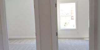 Luxury Town Home - Williamson County - End Unit Gallery 12