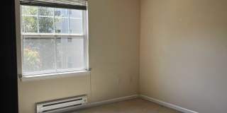 555 10th Street Gallery 12