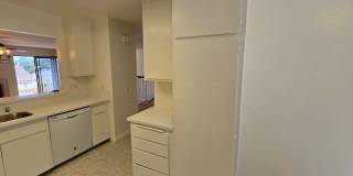 Beautifully Updated West Clairemont Townhome – Prime 92117 Location! Gallery 5