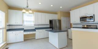 3 Bed, 2.5 Bath Single Family Home in Charles Town, WV Gallery 11