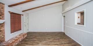 Available July 1st: Spacious 3 Bed, 2 Bath Ready for You! Gallery 7