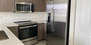 6453 NW 102 Path 304, Doral, FL 33178 Gallery 3