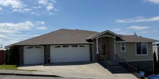 Whiskey Ridge View Home | 5 Bed + Bonus Living Space with Olympic Mountain Views Gallery 1