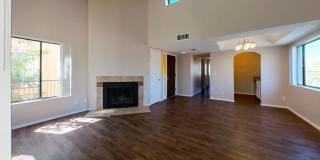 Two Bedroom Apartment Home with Beautfiul Courtyard views Gallery 48