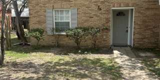 35 Meadowoods Ter Gallery 1