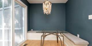 2209 COMMISSARY Circle Gallery 21