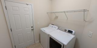 Stunning 7 Bedroom House with a Loft and Updated Kitchen in Harrisburg Gallery 8