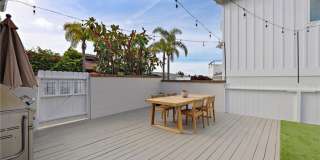 226 La Jolla Gallery 11