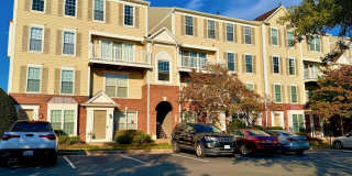 46924 COURTYARD SQ #301 Gallery 1