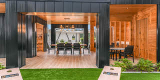 The Menlo Gallery 25