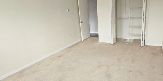 100 Kane Street Gallery 14