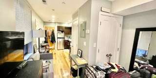 419 Hanover St. Gallery 7