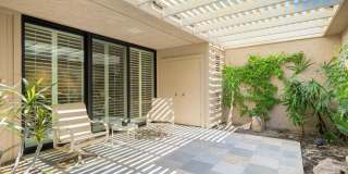 6 Oxford Court Gallery 24